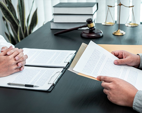 Importance of Commercial Contracts in the UAE